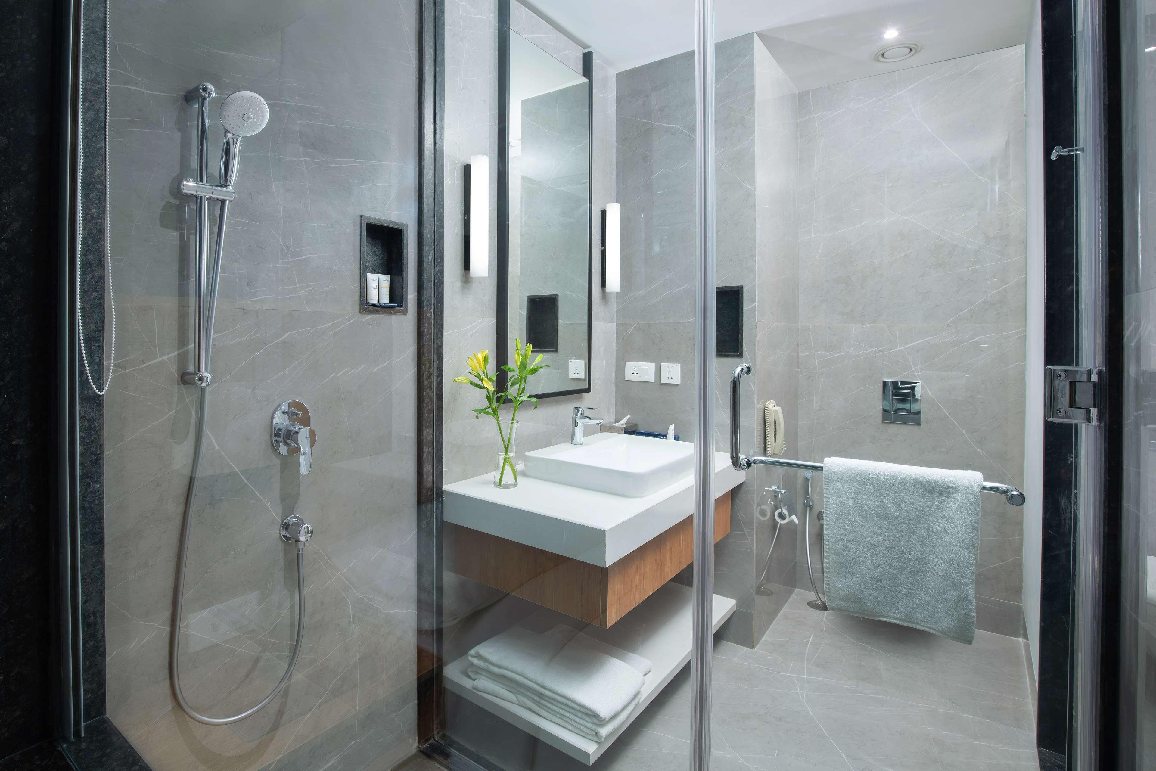 Park Inn By Radisson Gwalior Extérieur photo