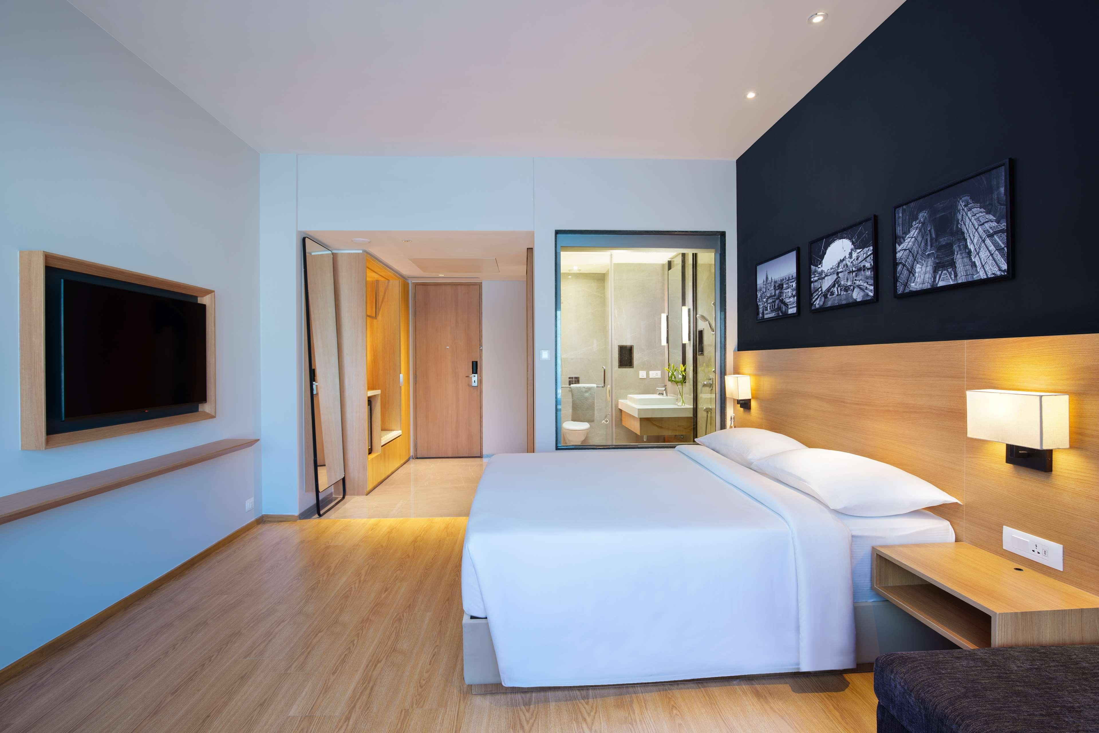Park Inn By Radisson Gwalior Extérieur photo