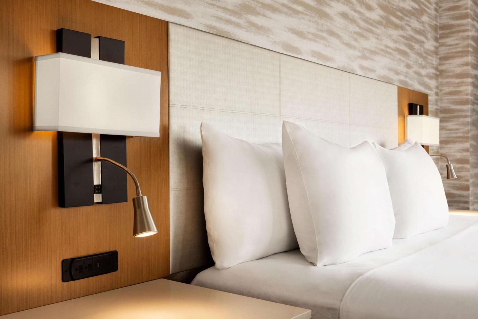 Park Inn By Radisson Gwalior Extérieur photo